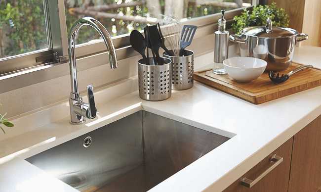 Bật mí 3 cách làm nước rửa chén thiên nhiên từ nguyên liệu sẵn có trong nhà bếp
